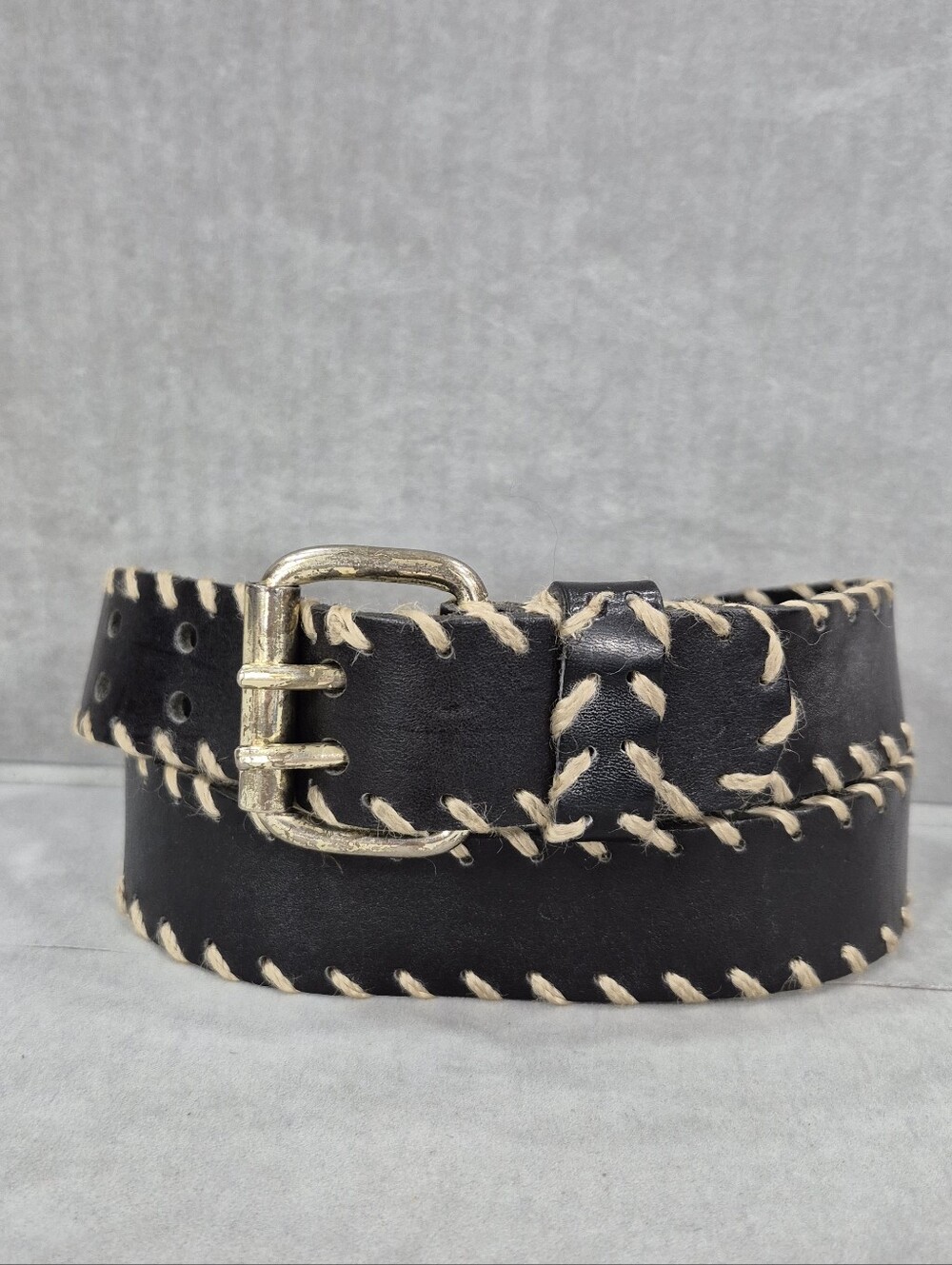 Sunbelt sportswear belt women's large black supple leather rope edges